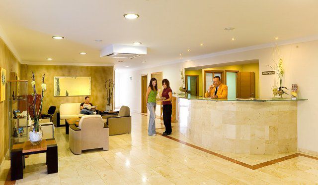 Hotel Spa Tierra De Oro Лос-Реалехос Интерьер фото
